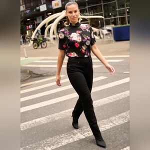 DG2 Coolmax Shaper Stretch Denim Straight Leg Jean, Black, Size 4, NWT